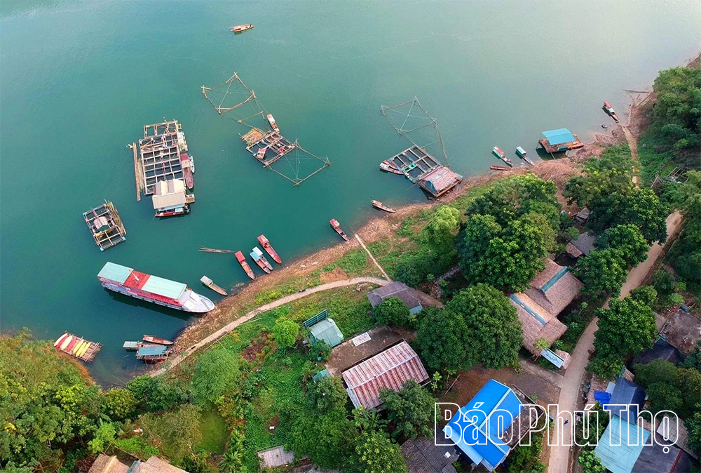 “Đánh thức” Đá Bia