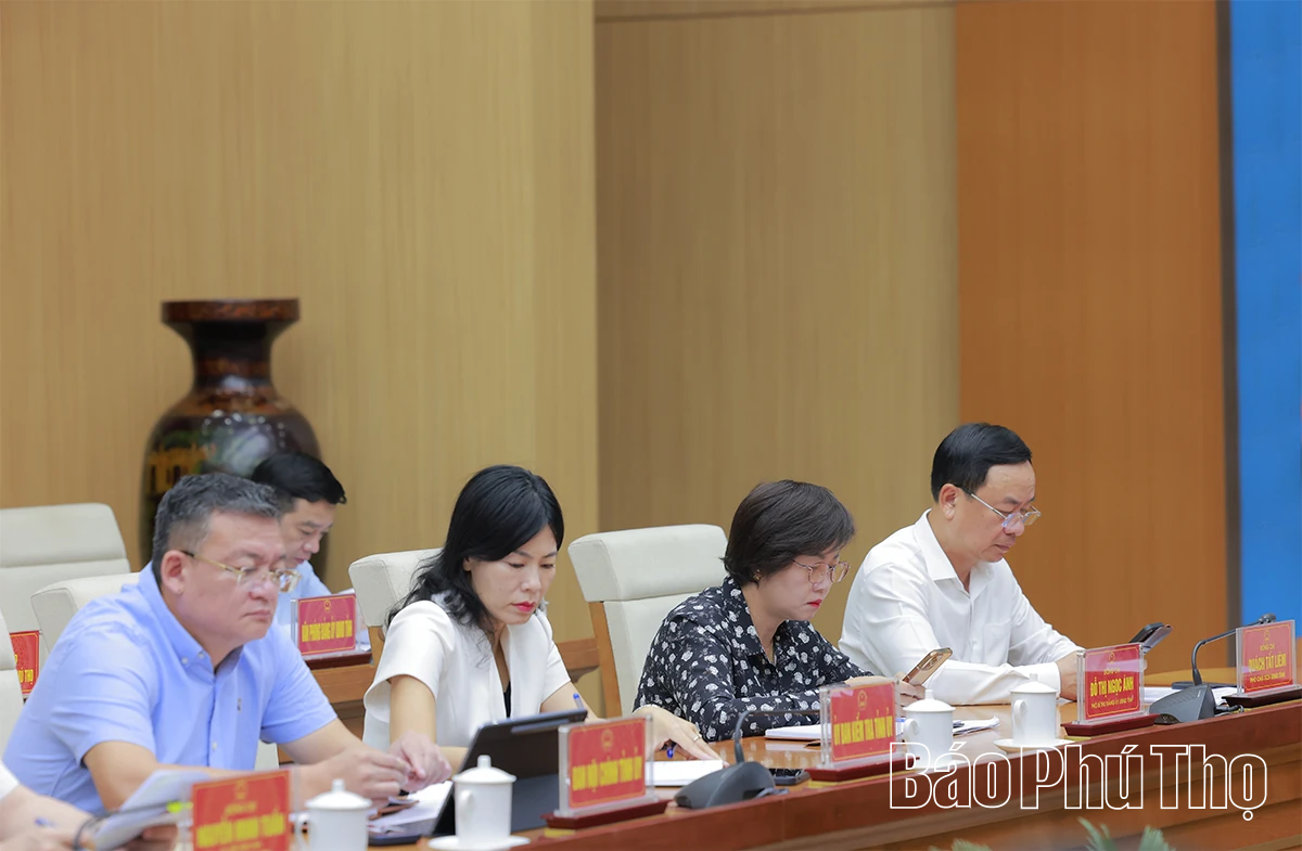 Tháo gỡ khó khăn, vướng mắc,&nbsp;khơi thông nguồn lực đầu tư, thúc đẩy phát triển kinh tế - xã hội của tỉnh