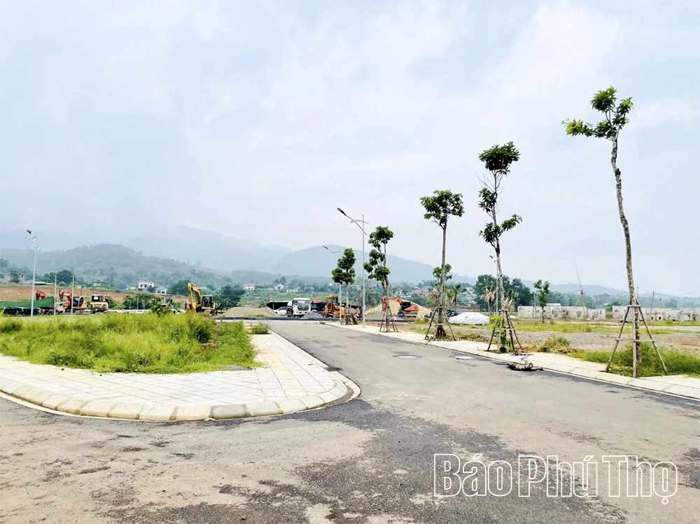 Chuyển động trên vùng dự án Kim Bôi, Dũng Tiến, Mường Vang -&nbsp;Kỳ 2: Đồng thuận để mở đường