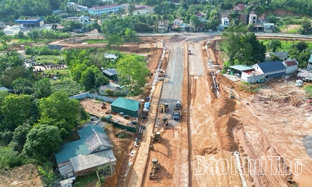 Hạ tầng tạo lực bật cho Phong Châu