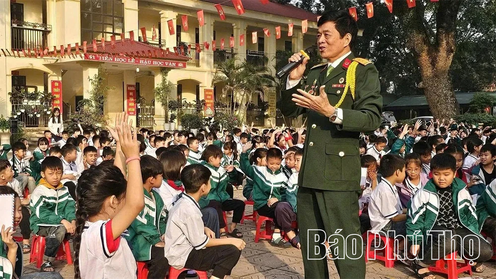 Tiếp lửa truyền thống cho thế hệ trẻ