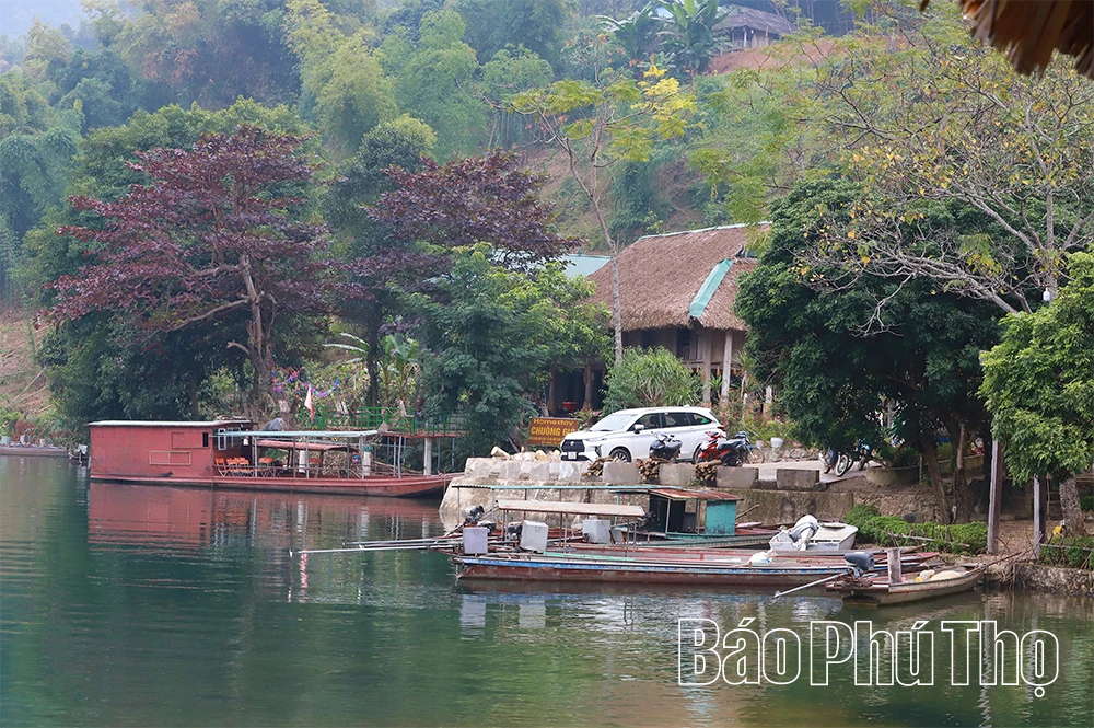 Khám phá du lịch hồ Hoà Bình