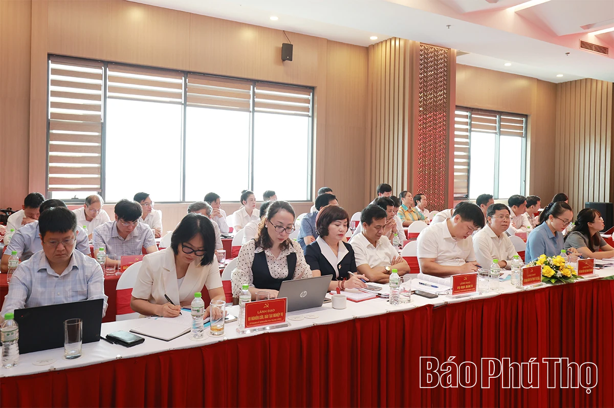 Hội thảo thực trạng cơ chế giám sát ở cấp cơ sở và hoạt động của Ủy ban Kiểm tra cấp xã