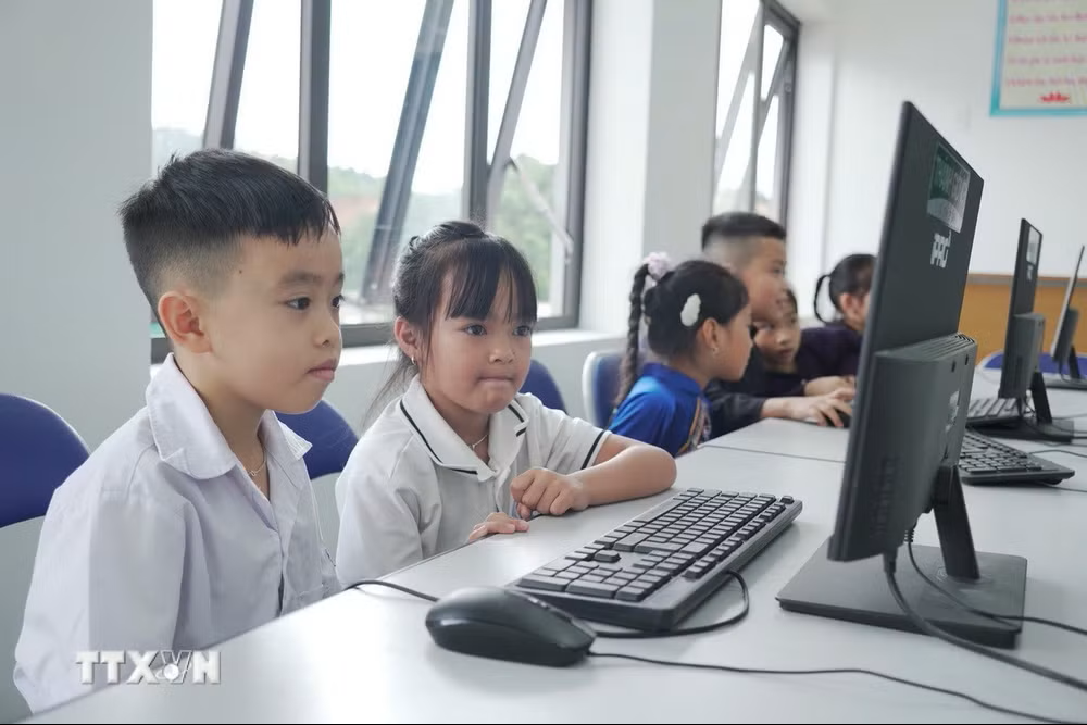 Thực hiện các nhiệm vụ trọng tâm trong năm học 2026-2027