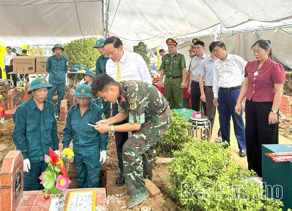 &nbsp;Xã Thanh Sơn lấy mẫu hài cốt liệt sĩ chưa xác định được thông tin