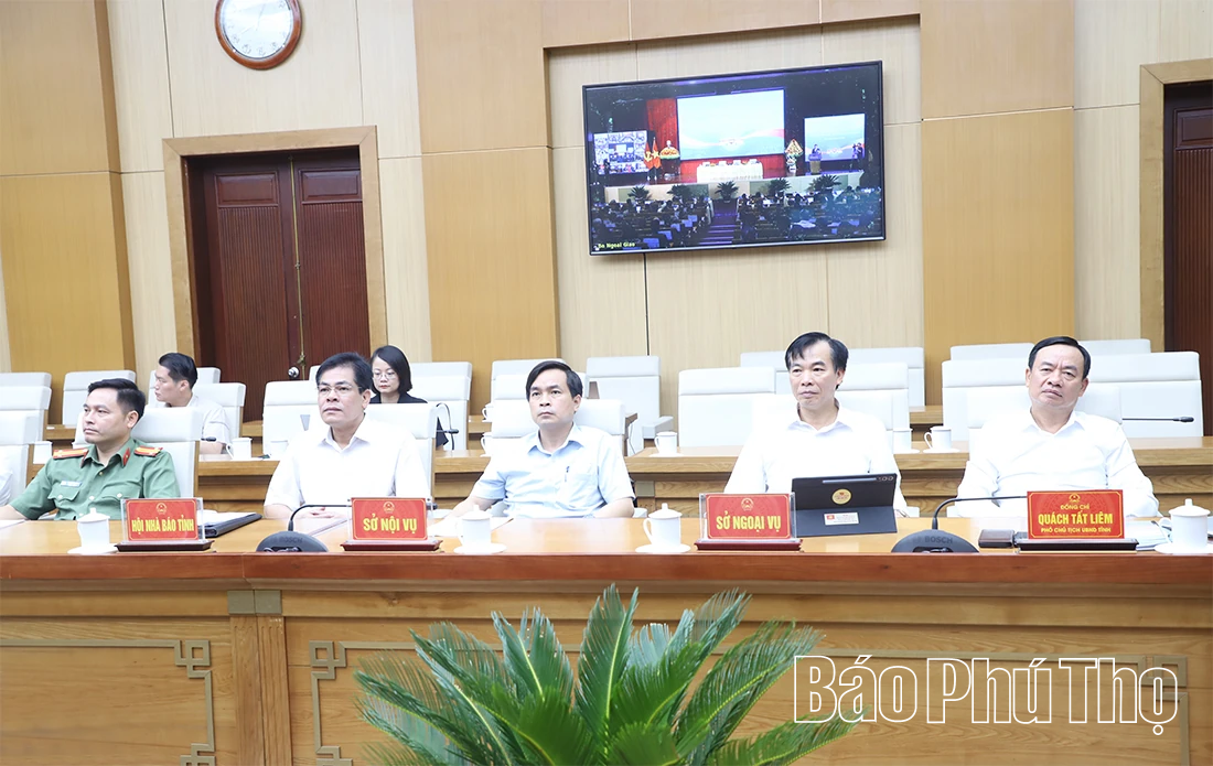Củng cố nền tảng chính trị, nâng tầm hiệu quả đối ngoại Đảng và đối ngoại Nhân dân