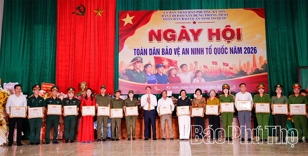 Kỳ Sơn phát động toàn dân tham gia bảo vệ an ninh Tổ quốc