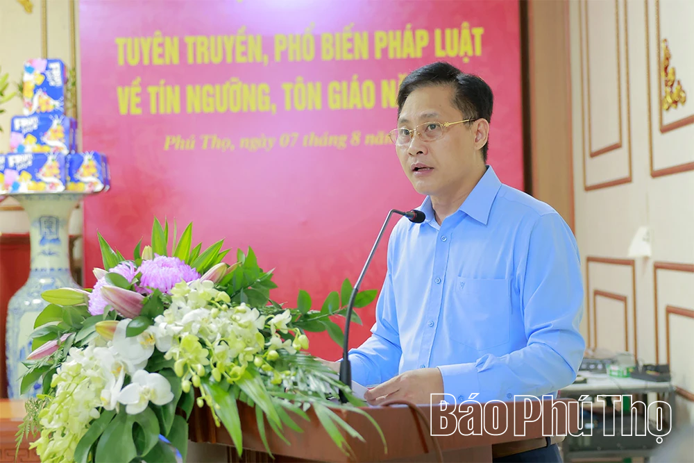 Phổ biến pháp luật về tín ngưỡng, tôn giáo cho chức sắc, chức việc, nhà tu hành Phật giáo