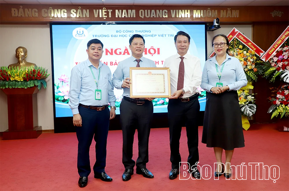Trường Đại học Công nghiệp Việt Trì tổ chức “Ngày hội Toàn dân bảo vệ an ninh Tổ quốc” năm 2026&nbsp;
