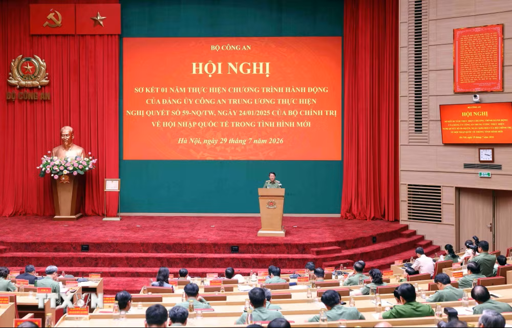 Lực lượng Công an nhân dân giữ vững trận tuyến an ninh trong kỷ nguyên mới