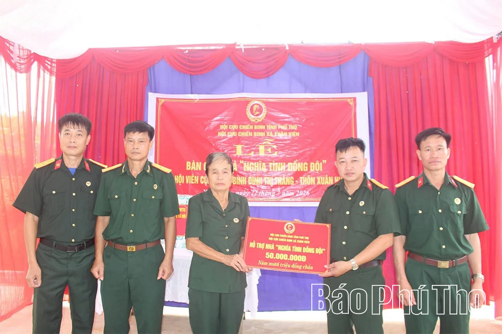 Niềm vui trong ngôi nhà nghĩa tình đồng đội