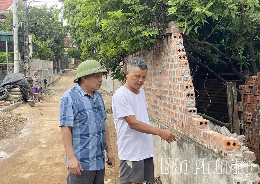 Người dân hiến hơn 900m<sup>2</sup> đất, gần 1,6 tỷ đồng vật kiến trúc để làm đường giao thông nông thôn