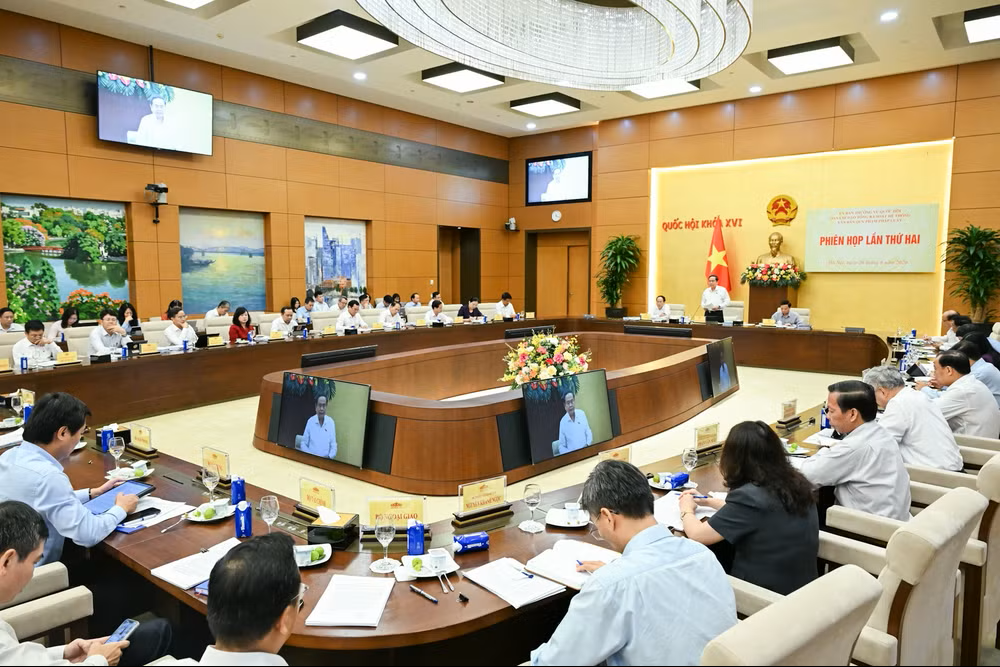 Xây dựng hệ thống pháp luật thống nhất, khả thi hơn, phục vụ phát triển hơn