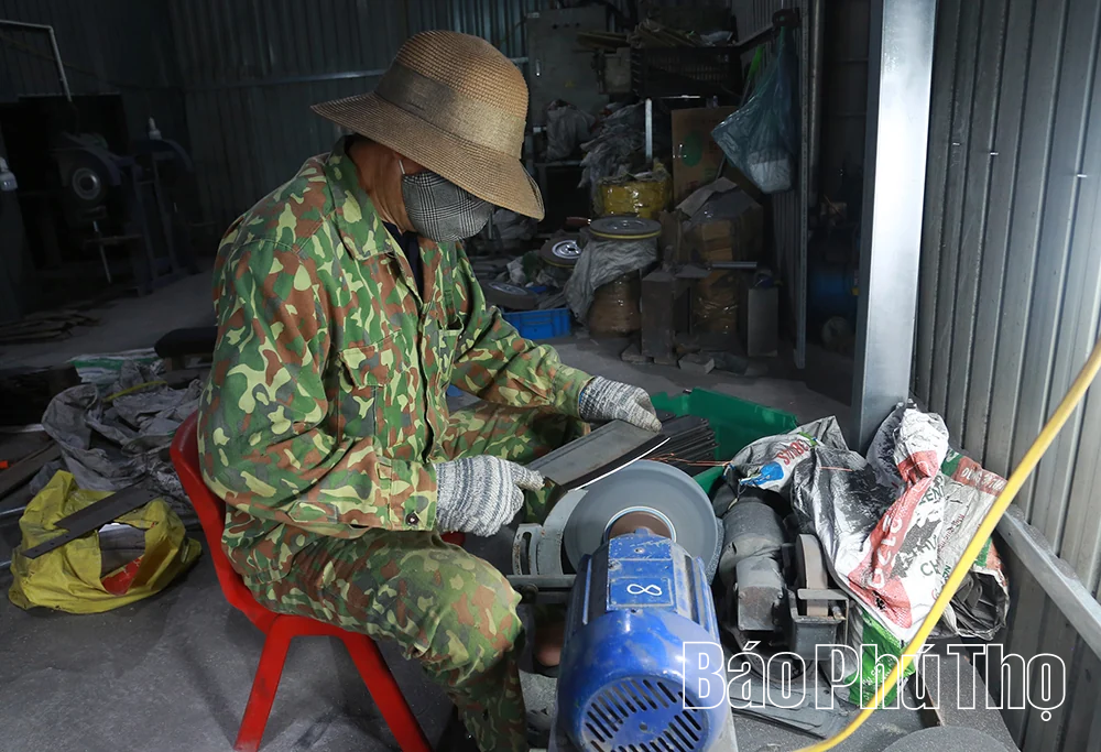 Giữ lửa nghề rèn giữa nhịp sống mới