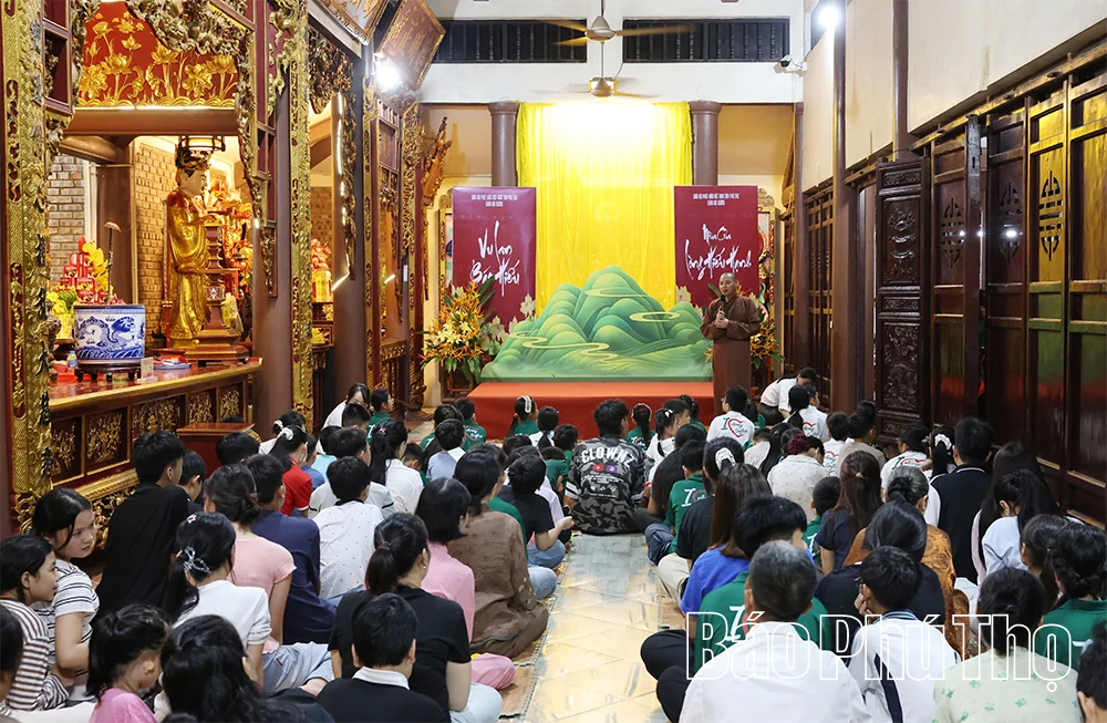 Mùa báo hiếu của con