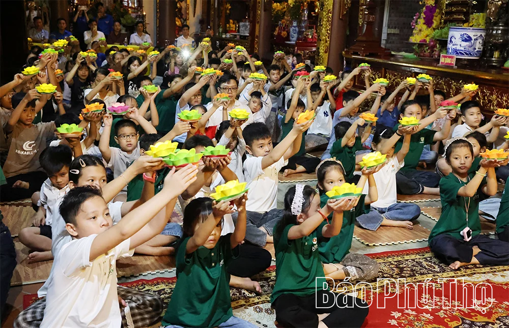 Mùa báo hiếu của con