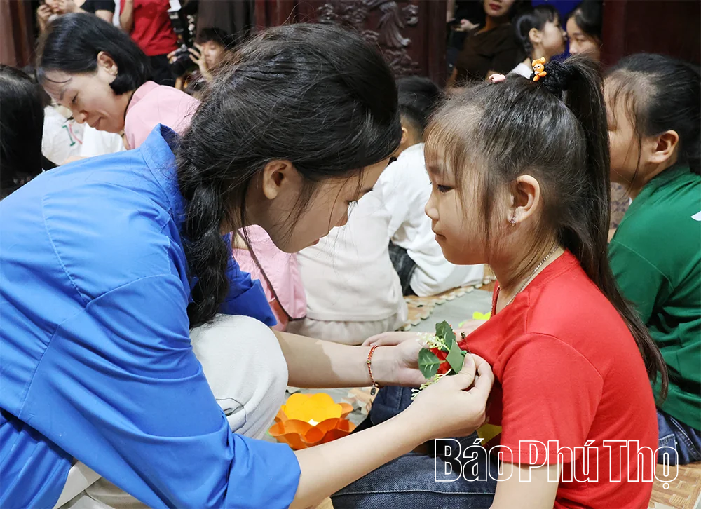 Mùa báo hiếu của con