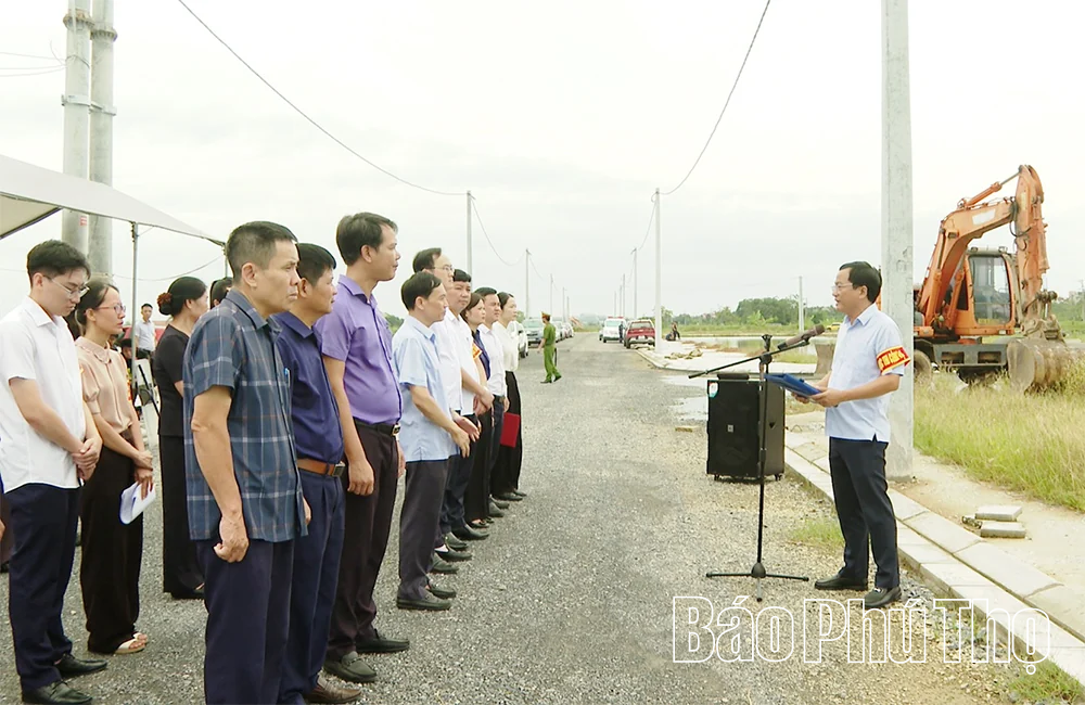 Cưỡng chế thu hồi đất thực hiện dự án tại khu Đồng Giỏ, xã Xuân Lũng