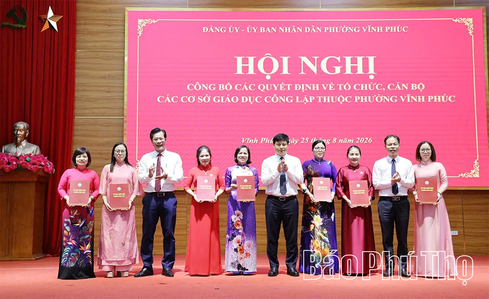 Phường Vĩnh Phúc công bố quyết định thành lập, đổi tên cơ sở giáo dục