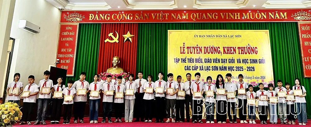 Lạc Sơn vững bước vào năm học mới