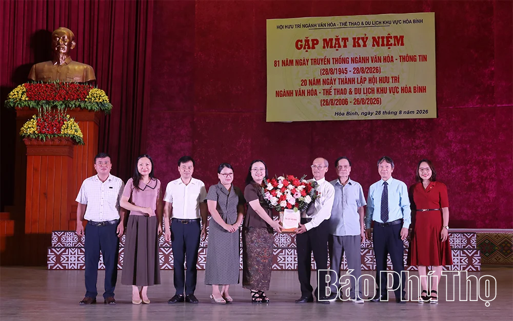 Hội Hưu trí ngành Văn hóa, Thể thao và Du lịch khu vực Hòa Bình kỷ niệm 81 năm Ngày truyền thống ngành Văn hóa