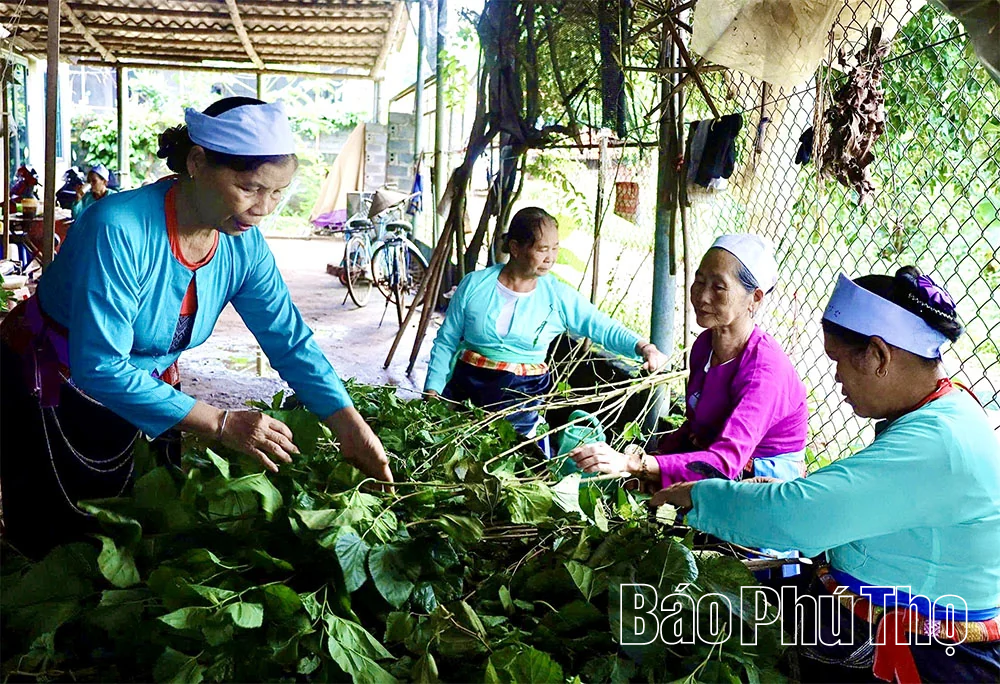 “Hồi sinh” làng nghề dệt thổ cẩm Đông Lai