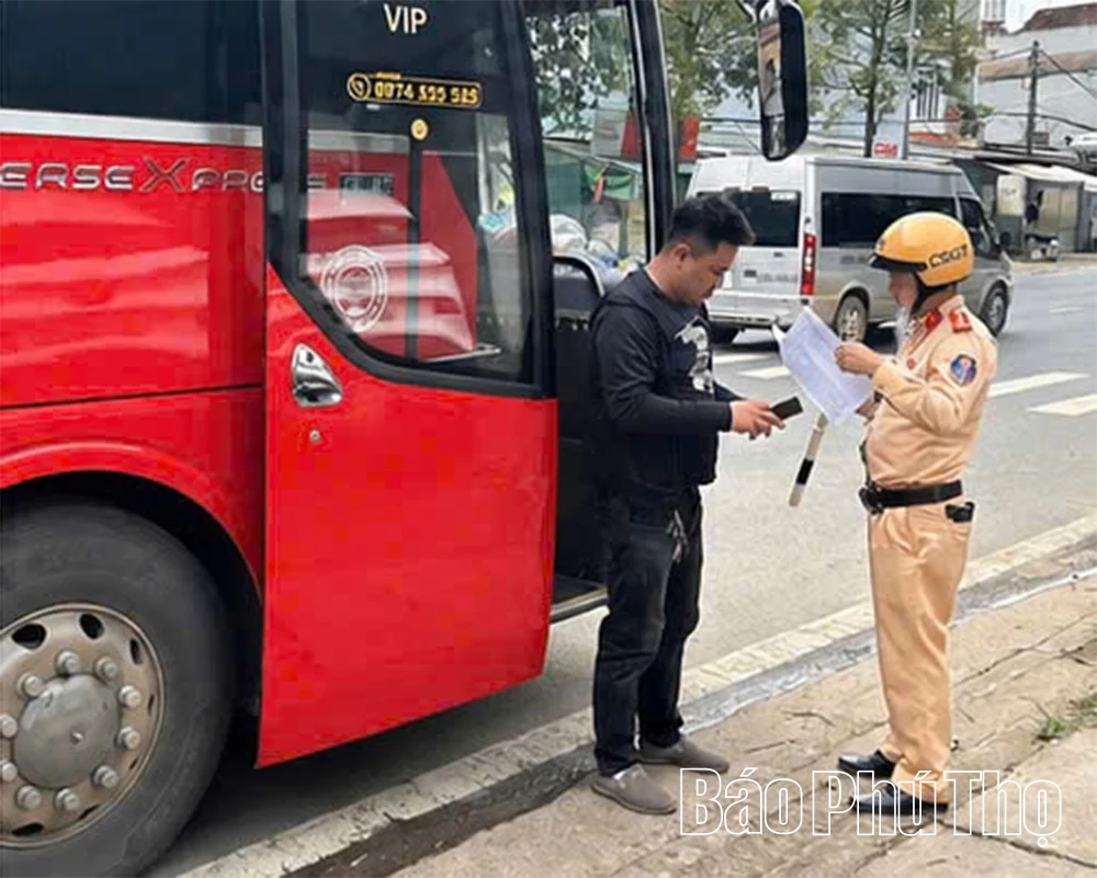 Giữ vững bình yên trên những tuyến đường dịp Quốc khánh&nbsp;