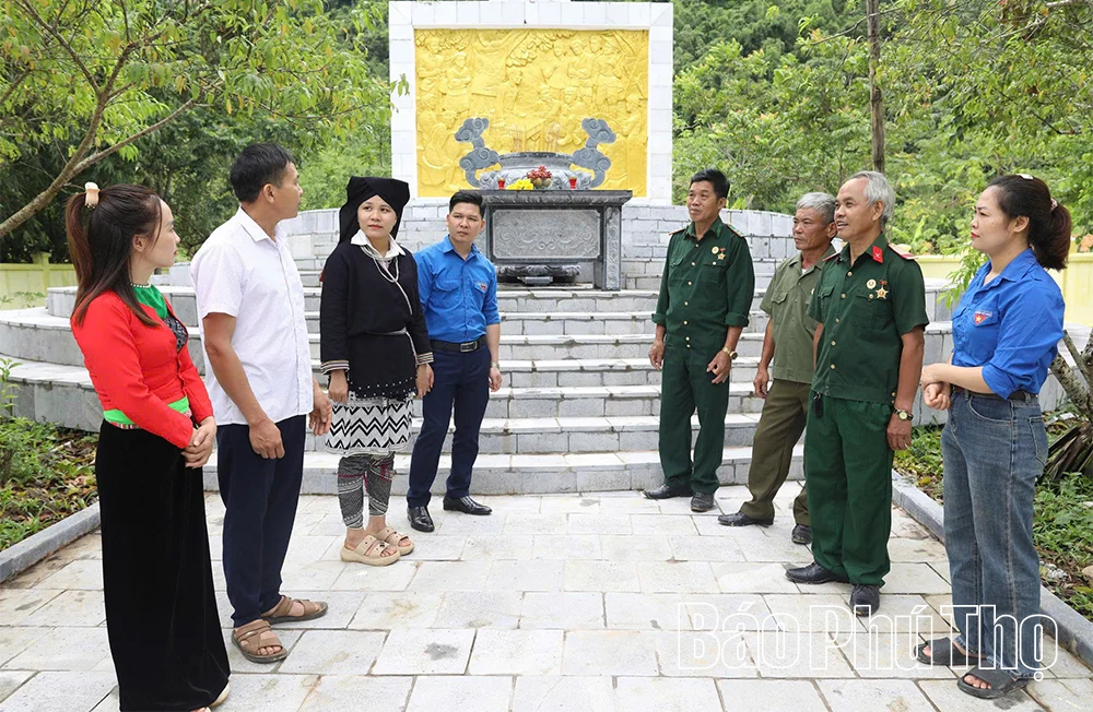 “Ông kể cháu nghe” - nối dài mạch nguồn truyền thống