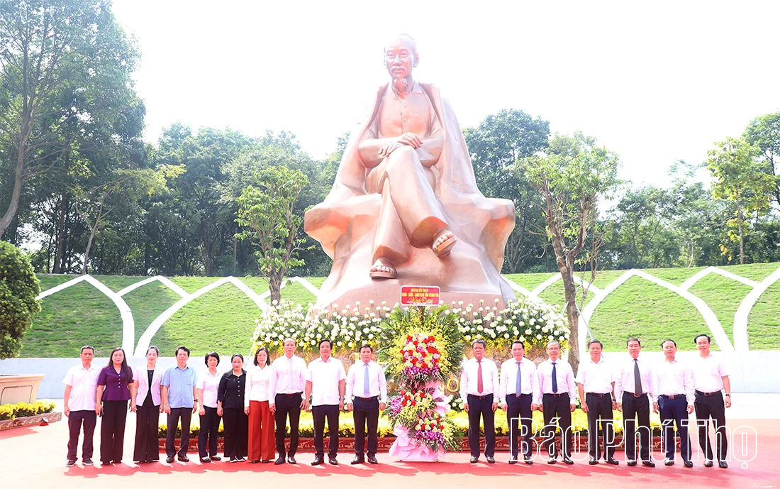 Phú Thọ - Khánh Hòa đẩy mạnh hợp tác phát triển kinh tế