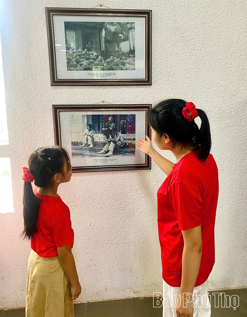 Đất quê in dấu chân Người