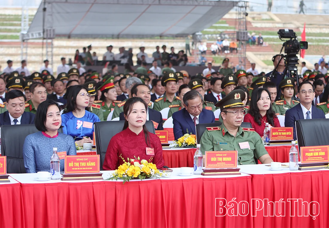 Kỷ niệm 72 năm Ngày Bác Hồ về thăm Đền Hùng và khánh thành Tượng đài “Bác Hồ với ngày hội non sông”