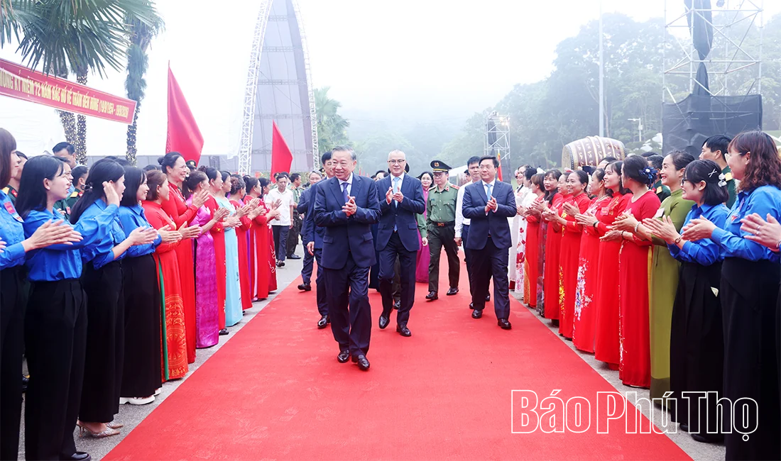 Kỷ niệm 72 năm Ngày Bác Hồ về thăm Đền Hùng và khánh thành Tượng đài “Bác Hồ với ngày hội non sông”