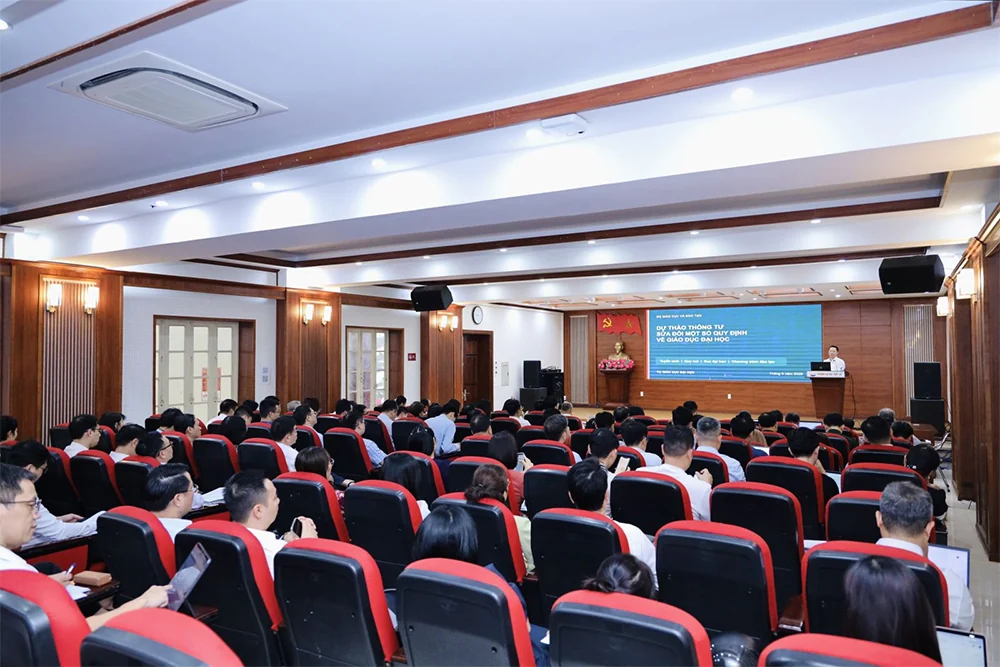 Sửa đổi quy định tuyển sinh đại học; không cộng điểm đối với chứng chỉ ngoại ngữ và thành tích học sinh giỏi