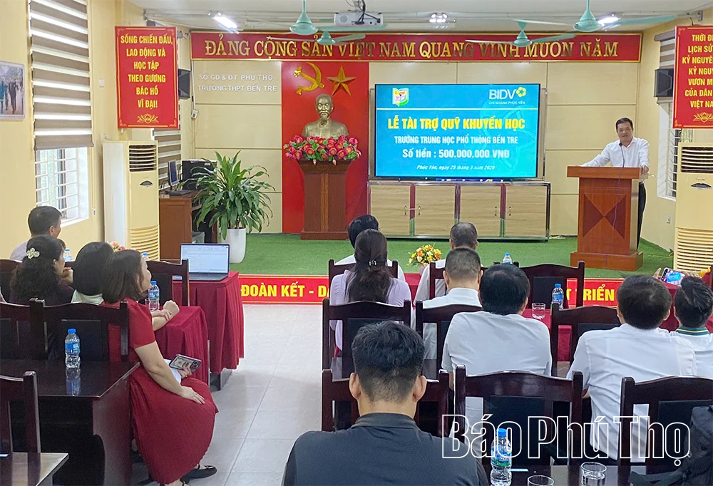 BIDV chi nhánh Phúc Yên trao tài trợ 500 triệu đồng cho Quỹ Khuyến học Trường THPT Bến Tre
