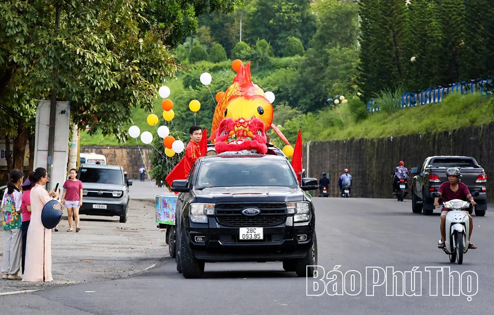 Rộn ràng sắc màu Trung thu