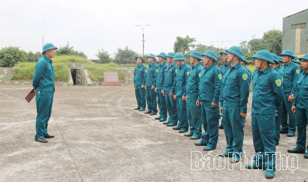 Đưa pháp luật quốc phòng vào cuộc sống