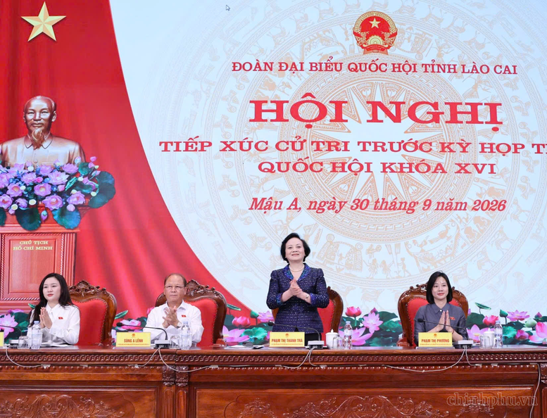 Tăng phụ cấp với cán bộ, công chức cấp xã; tập trung xây dựng Đề án cải cách tiền lương, bảo hiểm xã hội