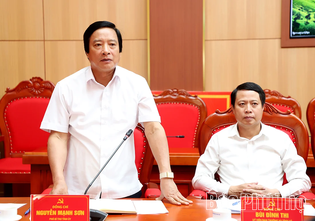 Giao ban các cơ quan chuyên trách tham mưu, giúp việc Tỉnh ủy