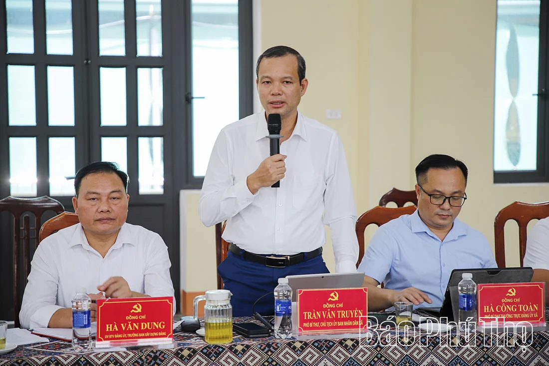 Tập trung nâng cao chất lượng sinh hoạt chi bộ; phát huy vai trò tiên phong, gương mẫu của đảng viên