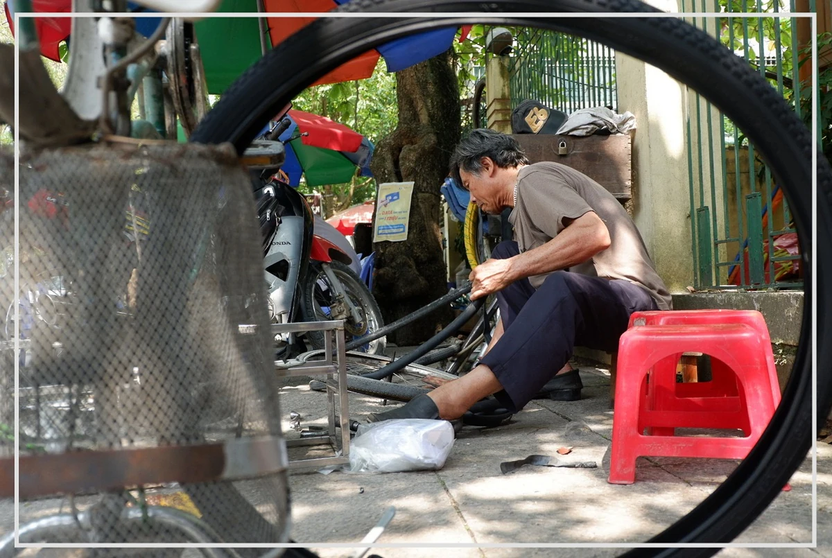 Những câu chuyện nơi hè phố