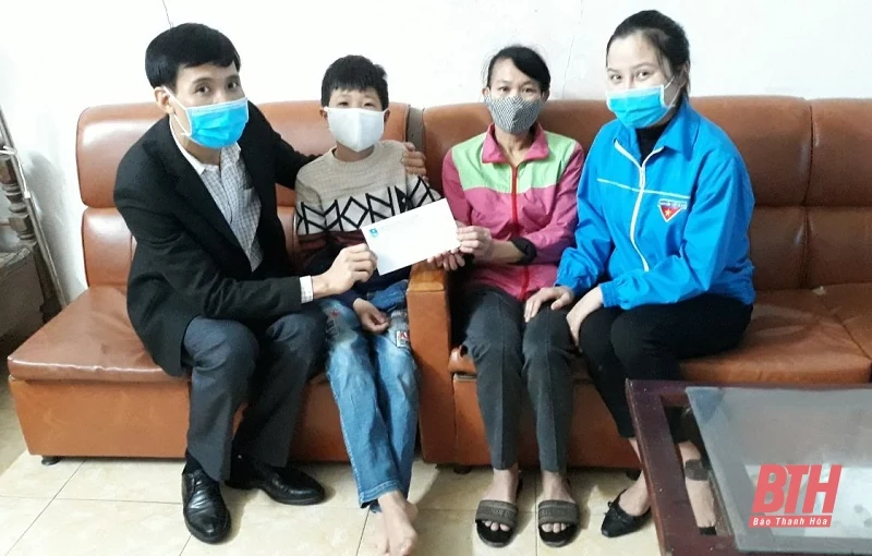 Tuổi trẻ Phường Phú Sơn tổ chức các hoạt động Tháng thanh niên, chung sức xây dựng phường kiểu mẫu