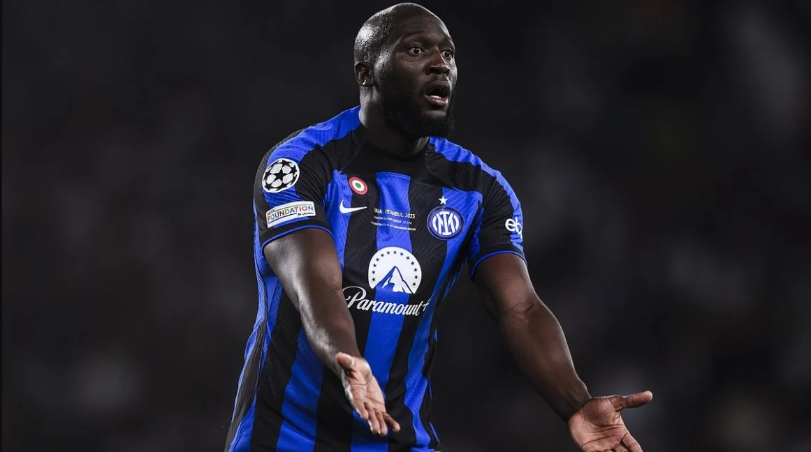 Romelu Lukaku: Sau vị đắng của sự ghét bỏ có phải là giọt mật của tình yêu?