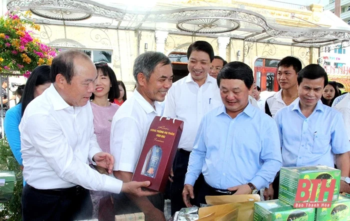 Ba thập kỷ đồng hành cùng khu vực kinh tế tập thể, HTX