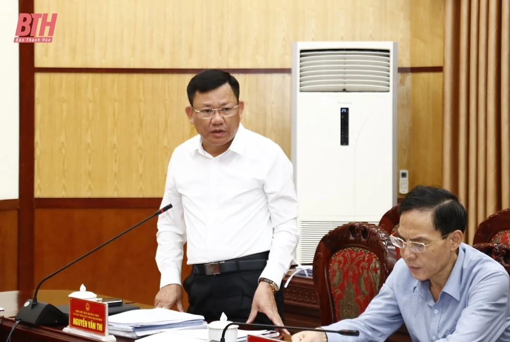 Thảo luận, cho ý kiến vào một số tờ trình, kế hoạch thúc đẩy phát triển kinh tế - xã hội