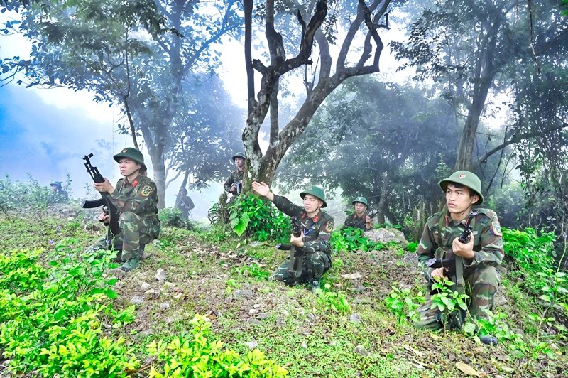 Thăm Đảo Mê anh hùng 