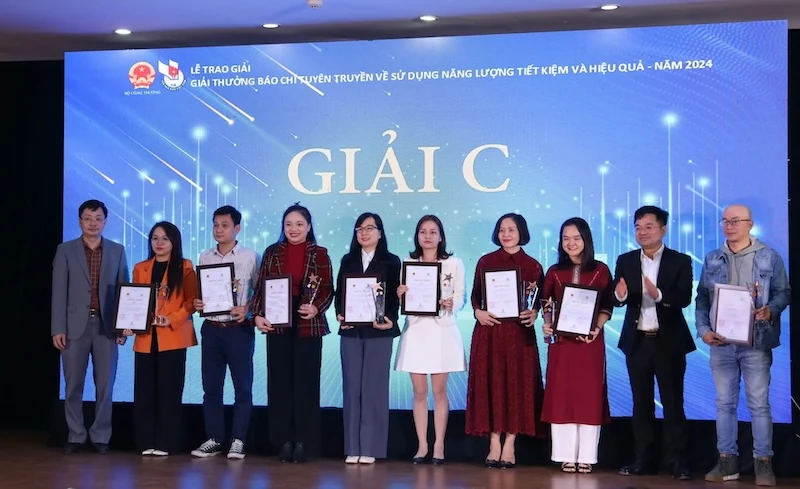 Năm thứ 2 liên tiếp Báo Thanh Hóa đoạt giải A Giải thưởng Báo chí tuyên truyền về sử dụng năng lượng tiết kiệm và hiệu quả