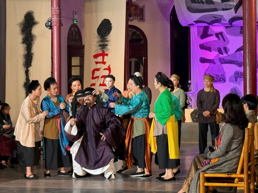 Vở cải lương Cành khế ngọt giới thiệu nghệ thuật truyền thống đến khán giả quốc tế