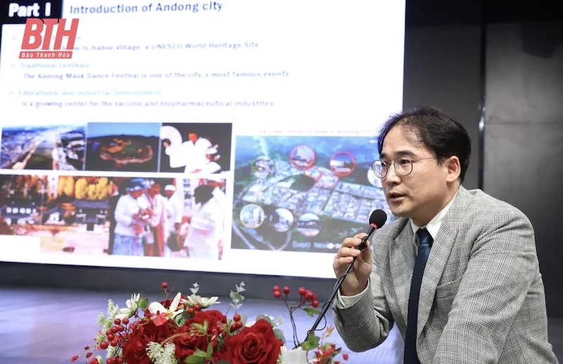 Ký biên bản ghi nhớ hợp tác giữa Trường Cao đẳng Y Dược Hợp Lực và Trường Đại học quốc gia Andong Hàn Quốc 