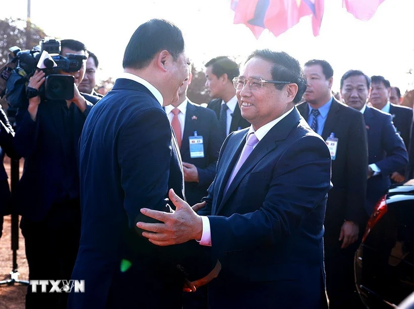 Hai Thủ tướng Việt Nam-Lào dự lễ khởi công Công viên Hữu nghị Lào-Việt