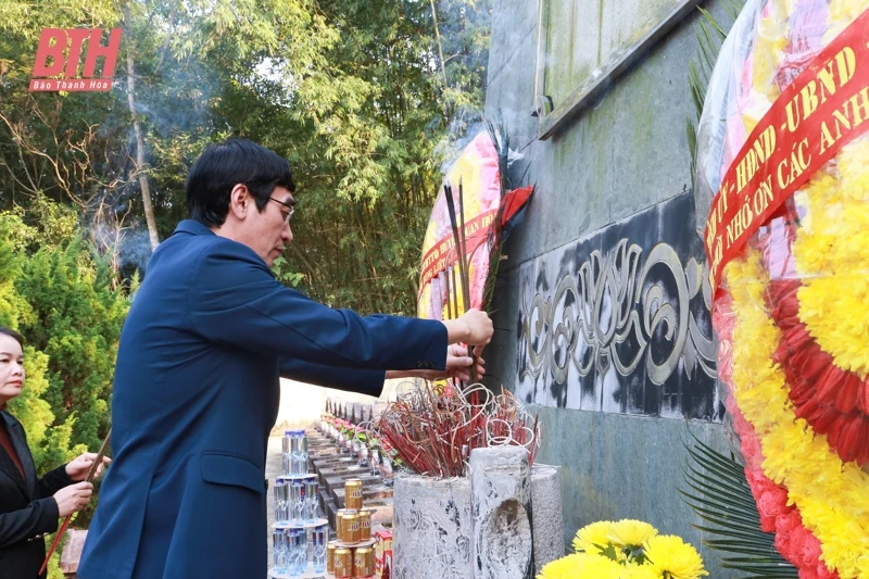 Trưởng Ban Nội chính Tỉnh ủy Nguyễn Ngọc Tiến thăm, kiểm tra tình hình sản xuất và đời sống Nhân dân huyện Quan Hóa